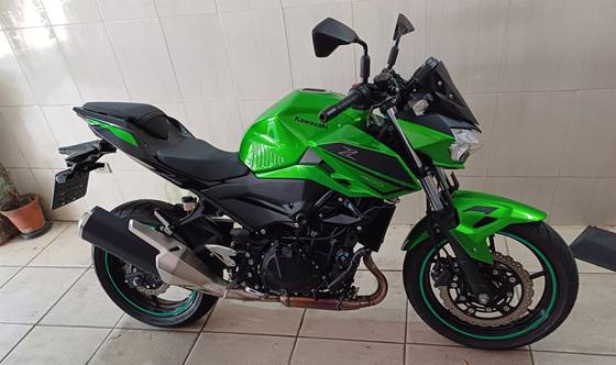 KAWASAKI Z400 SE 